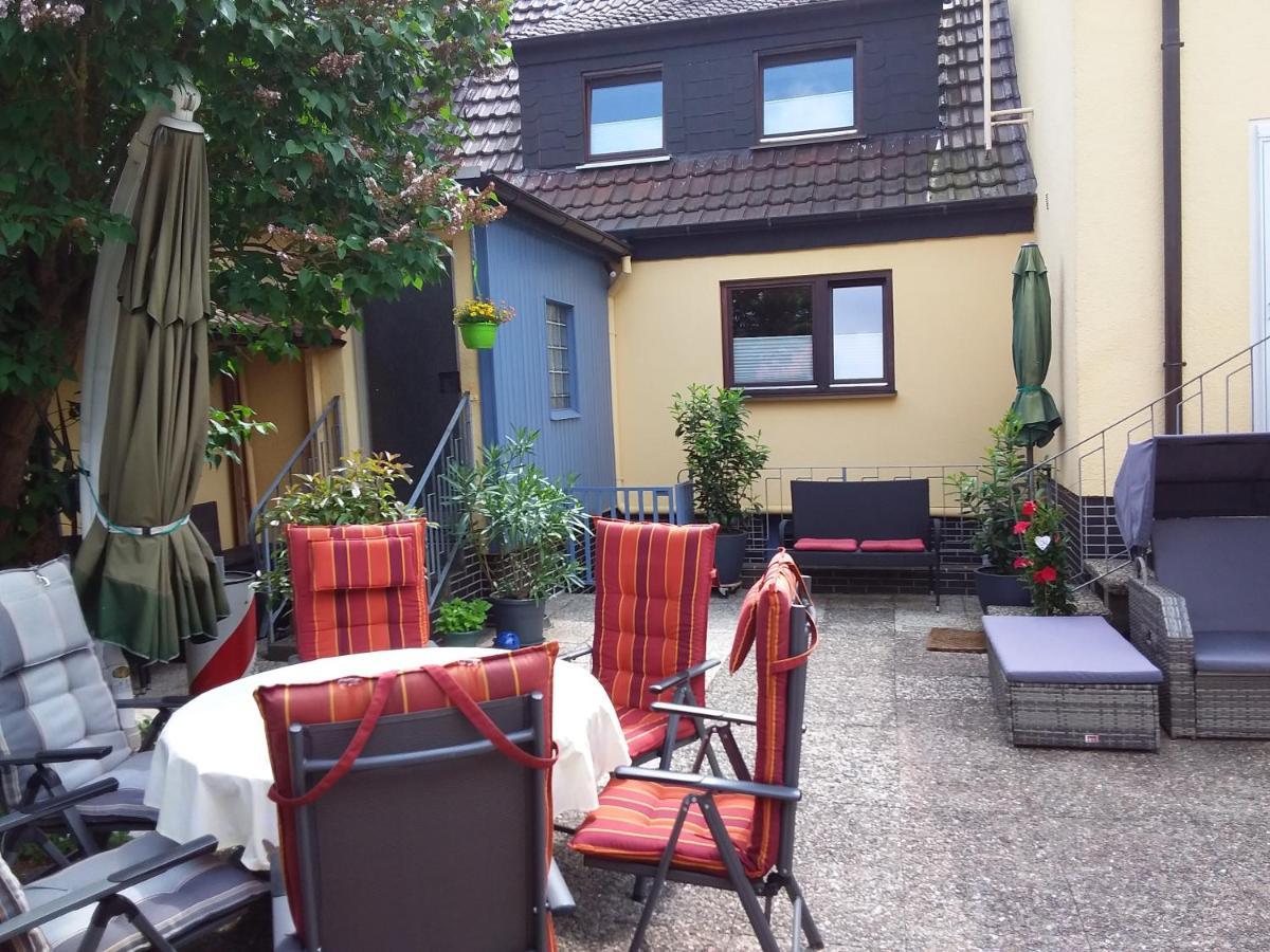 Ferienwohnung In Gartenlandschaft Kassel Exteriör bild