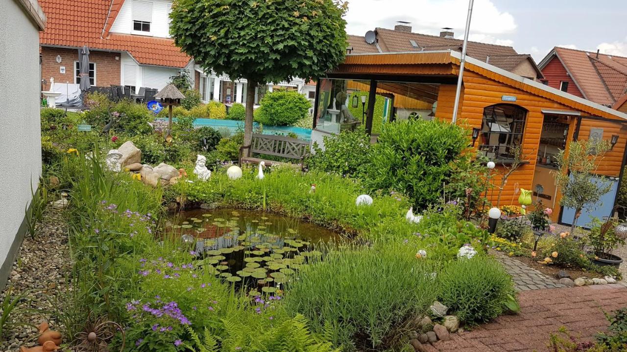 Ferienwohnung In Gartenlandschaft Kassel Exteriör bild